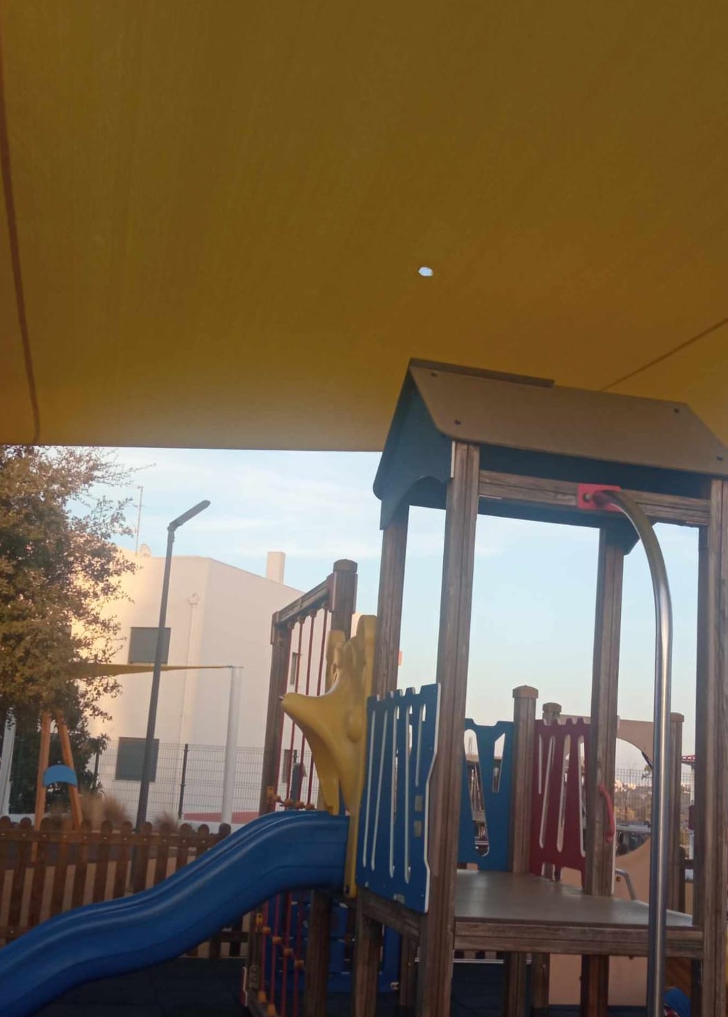 Parque infantil Mexilhoeira Grande